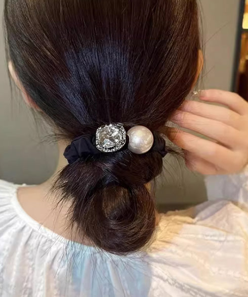 ビジュー付き ヘアゴム レディース 上品 おしゃれ ヘアアレンジ キラキラ ヘアアクセサリー 大粒フェイクパール 髪飾り 大人かわいい まとめ髪 韓国風 シンプル 88CXH-107