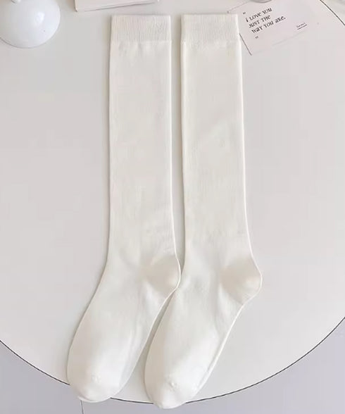 ハイソックス レディース ロングソックス おしゃれ 靴下 美脚 スクールソックス 可愛い カジュアルソックス 伸縮性 トレンド 靴下 秋冬 シンプル 無地ソックス 88CXH-122