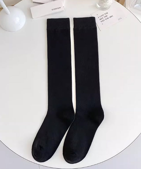 ハイソックス レディース ロングソックス おしゃれ 靴下 美脚 スクールソックス 可愛い カジュアルソックス 伸縮性 トレンド 靴下 秋冬 シンプル 無地ソックス 88CXH-122