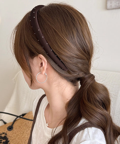 スタッズ付き サテンカチューシャ 韓国風 おしゃれ 清楚カチューシャ レディース 大人可愛い ヘアアクセサリー 痛くない 髪飾り シンプル ヘアアレンジ トレンド 88CXH-139