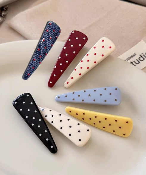 ドット柄 三角ヘアクリップ韓国風 可愛い 大人かわいい 水玉模様スリーピン フェミニン 簡単髪留め きれいめ 髪飾り 上品 ヘアアクセサリー カジュアル プチプラ 88CXH-156