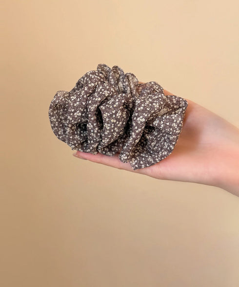 小花柄 シフォンフリル バナナクリップ おしゃれ ヘアアクセサリー レディース ヘアクリップ 清楚 まとめ髪 大人かわいい ヘアアレンジ フェミニン 簡単髪留め 88CXH-170