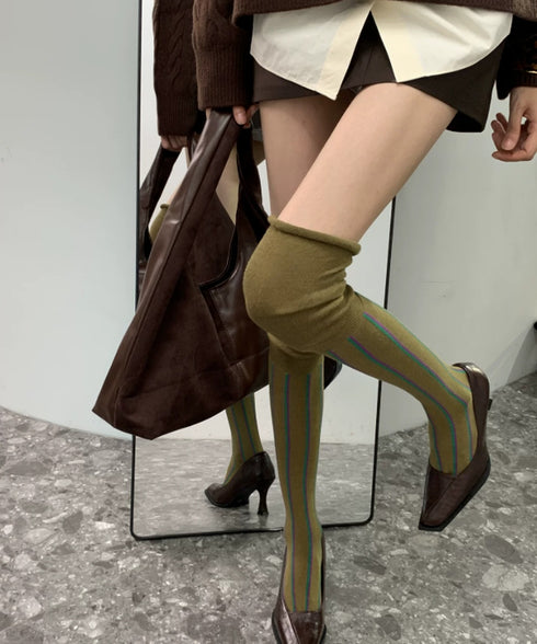 縦ラインデザイン ニーハイソックス 美脚 レディース ロングソックス 大人可愛い ガーリー 細見靴下 韓国風 秋冬ソックス 伸縮性 オーバーニーソックス 新作人気 88CXH-186