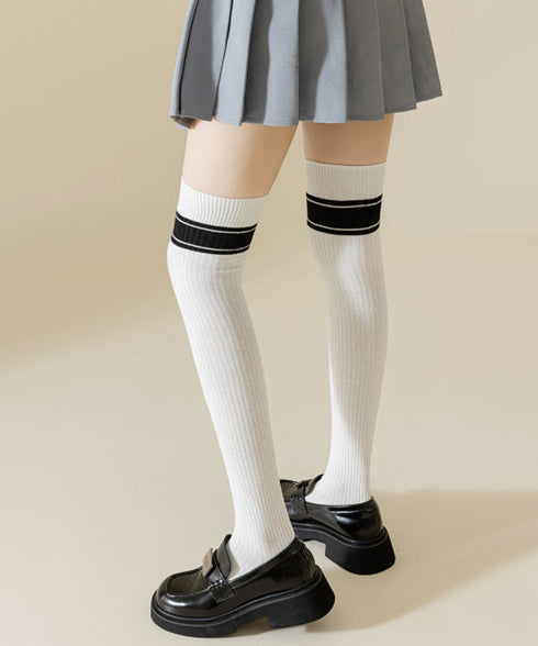 リブニーハイソックス ライン入り 靴下 レディース ロングソックス 大人可愛い ガーリー 美脚靴下 韓国風 秋冬ソックス 伸縮性 オーバーニーソックス 新作人気 88CXH-187