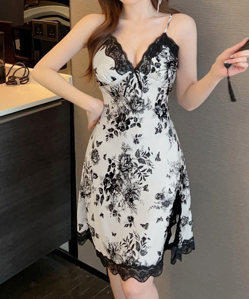 サテン調ベビードール パッド付きパジャマ ルームウェア レディース 滑らか セクシー花柄キャミワンピ 体型カバー レース切り替え ハート柄 Vネック スリット入り 89CHFEN-001