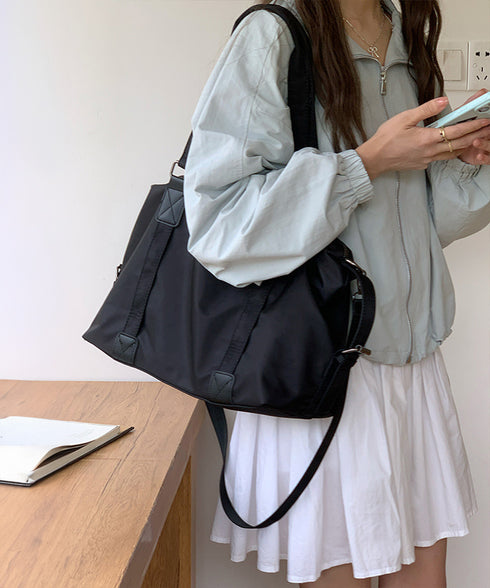 大容量トートバッグA4通勤通学斜め掛け鞄 レディース ナイロンショルダーバッグ 肩掛け シンプル 旅行 オフィスカジュアル手提げバッグ マザーズバッグビッグサイズ 89AI-021