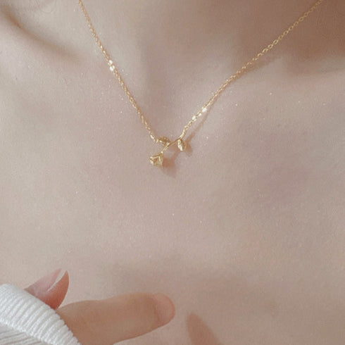 ネックレス バラモチーフ アクセサリー チェーンネックレス 薔薇 可愛い レディース ラインストーン プレゼント ファッション小物 韓国風 きらきら 小さい 89CHUFU-002