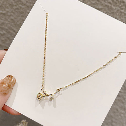 ネックレス バラモチーフ アクセサリー チェーンネックレス 薔薇 可愛い レディース ラインストーン プレゼント ファッション小物 韓国風 きらきら 小さい 89CHUFU-002