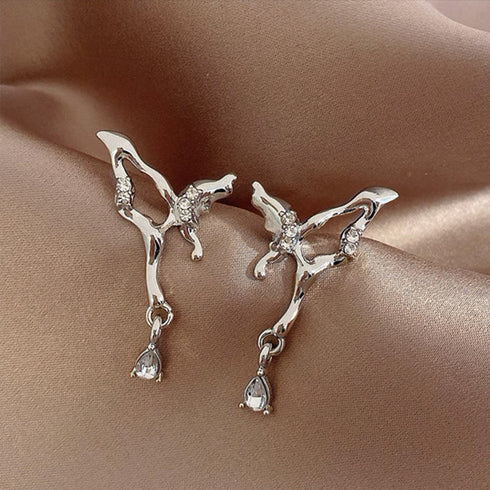 蝶々ピアス バタフライ耳飾りアクセサリー 韓国風 レディース 両耳用 オシャレ ギフト プチプラアクセサリー 大人可愛いピアス カジュアルファッション小物キラキラ 89CHUFU-019