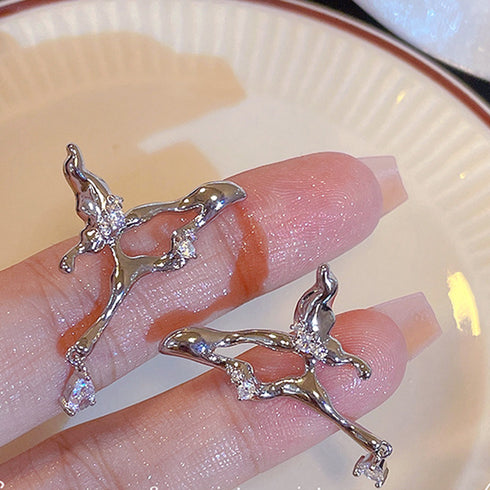 蝶々ピアス バタフライ耳飾りアクセサリー 韓国風 レディース 両耳用 オシャレ ギフト プチプラアクセサリー 大人可愛いピアス カジュアルファッション小物キラキラ 89CHUFU-019