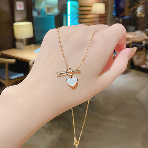 ネックレス チェーン ゴールド ハート キューピッドの矢 韓国風 きらきら 可愛い レディース 上品 貝殻 輝く 結婚式 ラインストーン 89HUAY-005