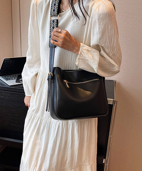 スクエアショルダーバッグ PUレーザー鞄 レディース 斜めがけカバン 通勤通学 オフィスカジュアル合皮かばん 肩掛け フェイクレザーバッグ ワンショルダー鞄 無地 89XFENG-062