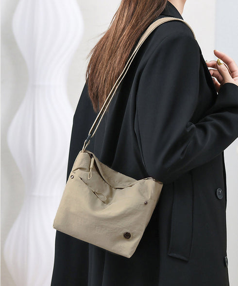 ミニショルダーバッグ 軽量斜めがけバッグ レディース ナイロンカバン 韓国風 コンパクト鞄 小さめ シンプル 2way ミニバッグ 無地 肩掛けクロスボディバッグ 89XFENG-066