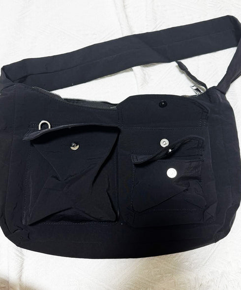 ショルダーバッグ 肩掛けナイロン鞄 軽量 ワンショルダートートバッグ ポケット付き レディース かばん ベーシック 通学通勤カバン カジュアル 多収納手提げ鞄 黒 89XFENG-067