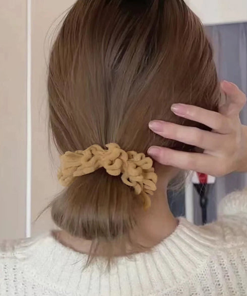 韓国風もこもこシュシュ 大人可愛い髪飾り 高弾力毛糸シュシュ ヘアゴム ヘアアクセサリー まとめ髪 きれいめ 髪留め ポニーテールゴム 簡単ヘアアレンジ秋冬小物 90HUANS-001