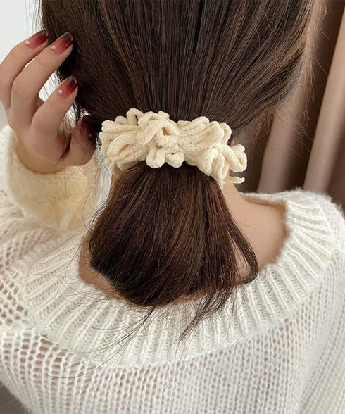 韓国風もこもこシュシュ 大人可愛い髪飾り 高弾力毛糸シュシュ ヘアゴム ヘアアクセサリー まとめ髪 きれいめ 髪留め ポニーテールゴム 簡単ヘアアレンジ秋冬小物 90HUANS-001