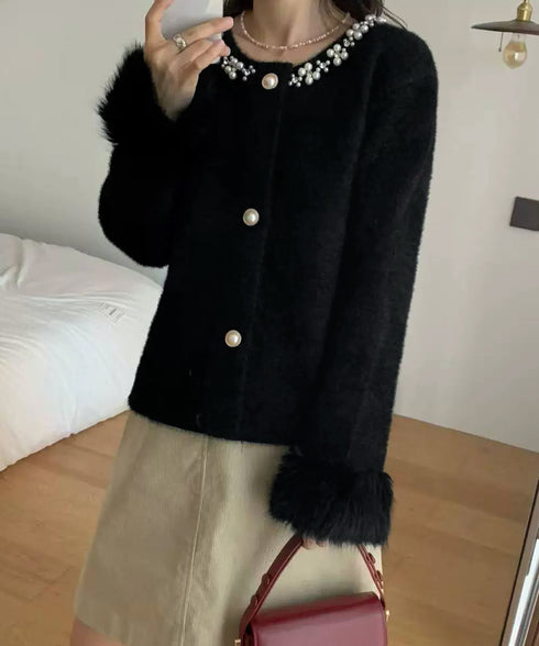モヘアニットカーディガンファージャケット ふわふわファーニットアウター レディースきれいめシャギーニット高級感 パール付きエレガントトップス おしゃれ 上品秋冬服 90HYHT-001