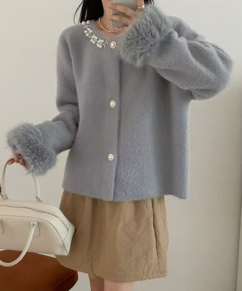 モヘアニットカーディガンファージャケット ふわふわファーニットアウター レディースきれいめシャギーニット高級感 パール付きエレガントトップス おしゃれ 上品秋冬服 90HYHT-001