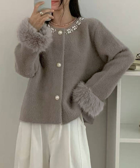 モヘアニットカーディガンファージャケット ふわふわファーニットアウター レディースきれいめシャギーニット高級感 パール付きエレガントトップス おしゃれ 上品秋冬服 90HYHT-001