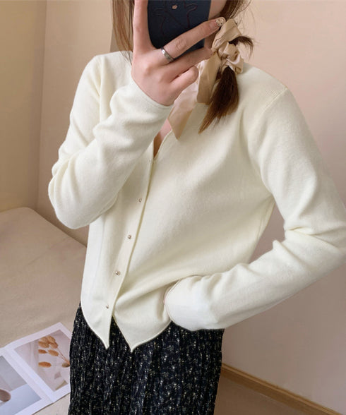 Vネック ニットカーディガン韓国風ニット レディース きれいめニットトップス 秋冬 前開きニット 通勤通学ニットアウター 長袖 セーター 可愛いボタン羽織り 無地 90YKL-004