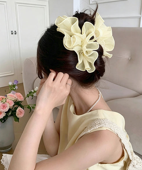 シフォンフリル ボリュームバンスクリップ 大人可愛いオーガンジーヘアクリップ 大ぶりクリップ ヘアアクセサリー まとめ髪韓国風大人可愛い春夏ヘアアレンジ結婚式ヘア 90AILK-001