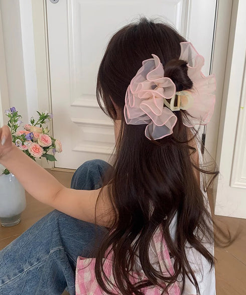 シフォンフリル ボリュームバンスクリップ 大人可愛いオーガンジーヘアクリップ 大ぶりクリップ ヘアアクセサリー まとめ髪韓国風大人可愛い春夏ヘアアレンジ結婚式ヘア 90AILK-001