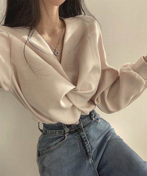 フロントねじり シャツブラウス Vネック ツイストブラウス レディース オフィスカジュアル 通勤長袖ブラウス ゆったりトップス20代30代40代ギャザーシャツ春秋 90CHENXINI-011