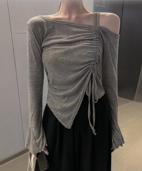ワンオフショルダーTシャツギャザー 長袖 肩出しドロストtシャツ レディース リボンタイトTシャツ肩あき セクシートップス お洒落 アンバランスヘムtシャツ 薄手 90CHENXINI-021