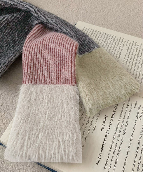 ダブルジップニットカーディガンショート丈 ファーカラー付き リブニットトップス 秋冬配色ニット レディースバイカラー長袖カーディガン 前開き2wayニットセーター 90CHENXINI-024