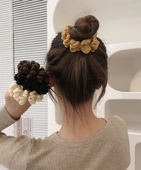 韓国風もこもこシュシュ 大人可愛い髪飾り 高弾力毛糸シュシュ ヘアゴム ヘアアクセサリー まとめ髪 きれいめ 髪留め ポニーテールゴム 簡単ヘアアレンジ秋冬小物 90HUANS-001