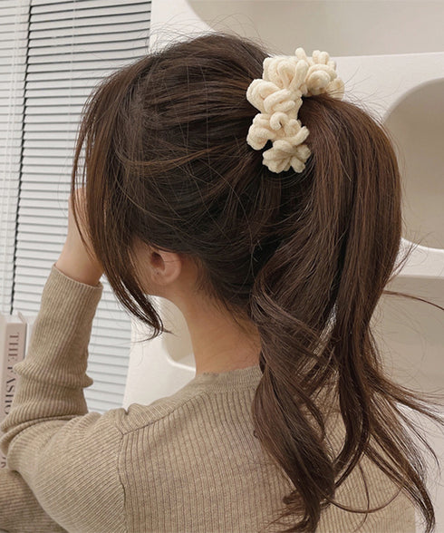 韓国風もこもこシュシュ 大人可愛い髪飾り 高弾力毛糸シュシュ ヘアゴム ヘアアクセサリー まとめ髪 きれいめ 髪留め ポニーテールゴム 簡単ヘアアレンジ秋冬小物 90HUANS-001