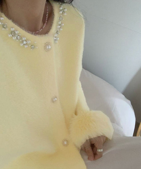 モヘアニットカーディガンファージャケット ふわふわファーニットアウター レディースきれいめシャギーニット高級感 パール付きエレガントトップス おしゃれ 上品秋冬服 90HYHT-001