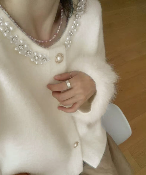 モヘアニットカーディガンファージャケット ふわふわファーニットアウター レディースきれいめシャギーニット高級感 パール付きエレガントトップス おしゃれ 上品秋冬服 90HYHT-001