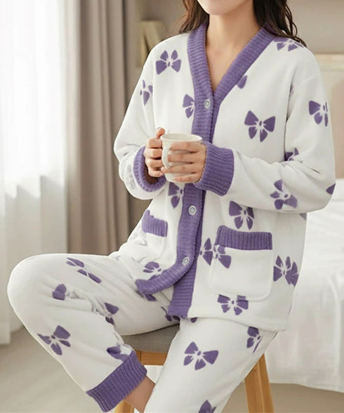 リボン柄 フリースルームウエア上下セット あったか冬パジャマセットアップ 可愛い部屋着2点セット リラックスウエア暖かい フリースカーディガン長ズボンナイトウェア 90NMM-001