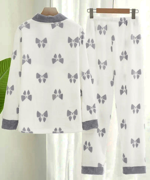 リボン柄 フリースルームウエア上下セット あったか冬パジャマセットアップ 可愛い部屋着2点セット リラックスウエア暖かい フリースカーディガン長ズボンナイトウェア 90NMM-001