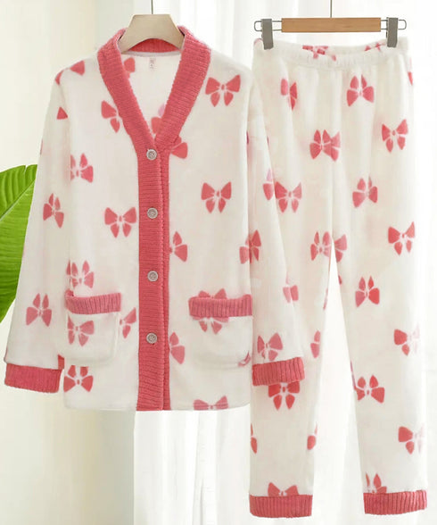 リボン柄 フリースルームウエア上下セット あったか冬パジャマセットアップ 可愛い部屋着2点セット リラックスウエア暖かい フリースカーディガン長ズボンナイトウェア 90NMM-001