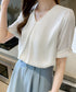 半袖シャツブラウスレディースVネック夏服 タックブラウスきれいめ オフィスブラウス 上品 大人フェミニントップス ベーシックシャツ 薄手サテン風プルオーバーシャツ 90SHANGJ-002