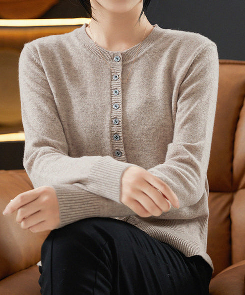 ニットセーターフロントボタンニットカーデ レディース クルーネックニットトップス オフィスカジュアル 無地リブニット スリムフィット きれいめニットウェア 着回し 90XDAKE-001