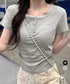 ワンポイントリボンTシャツレース配色半袖 レディース ヘンリーネック半袖T リボン刺しゅうタイトトップス 可愛いコンパクトtシャツ サイドギャザー 細身カットソー 90XINM-001