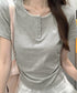 ワンポイントリボンTシャツレース配色半袖 レディース ヘンリーネック半袖T リボン刺しゅうタイトトップス 可愛いコンパクトtシャツ サイドギャザー 細身カットソー 90XINM-001