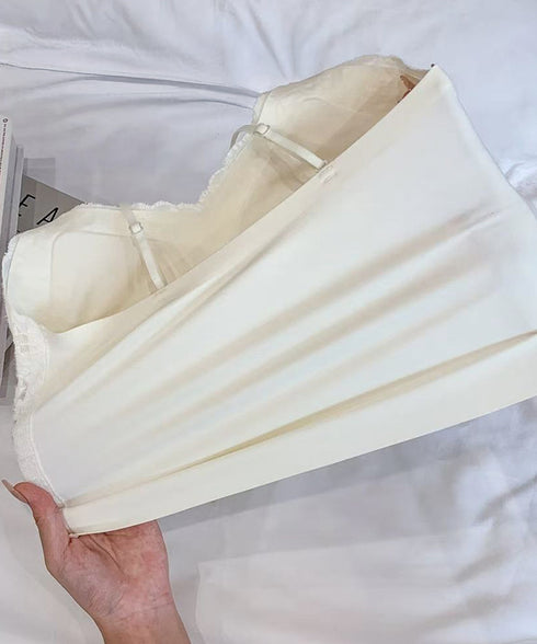 カップ付きブラトップ レースキャミソール レディース ノンワイヤーブラキャミ 締め付けない ショート丈肌着 美背美胸 セクシーインナー 細肩紐キャミソール 韓国風 90YINGNA-001