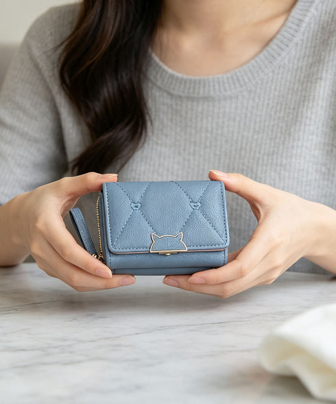 ミニ財布レディース三つ折りコンパクト財布 軽量大人かわいい 猫モチーフ小銭入れ お洒落キルティン財布 大容量ミニウォレット 人気カード入れ 定期入れ コインケース 90YINGZE-001