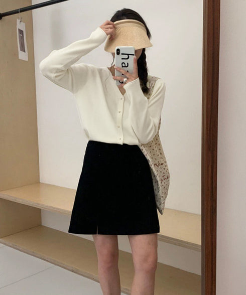 Vネック ニットカーディガン韓国風ニット レディース きれいめニットトップス 秋冬 前開きニット 通勤通学ニットアウター 長袖 セーター 可愛いボタン羽織り 無地 90YKL-004
