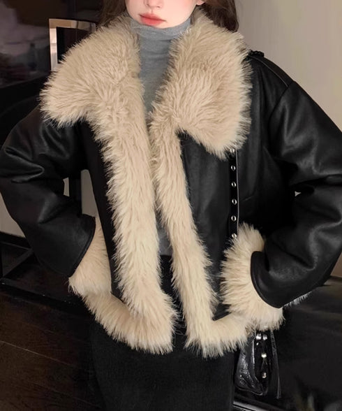 ショートフェイクムートンジャケット韓国風 レディース ボリュームファー 中綿ジャケット高見え 暖かいスエードブルゾン秋冬 こなれ感 あったかショートアウターお洒落 92MEIERS-002