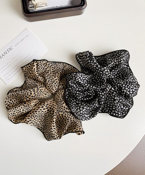 レオパード柄シュシュ ボリューム 髪飾り 大人可愛いヘアゴム ヒョウ柄 髪どめ アニマル柄 ヘアアクセサリー レトロ 韓国風 軽いヘアアレンジ小物 簡単まとめ髪 92HAOXI-001