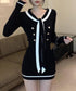リボンタイミニワンピース配色ニットドレス セクシー ボディラインワンピ韓国風 ゴールドボダン 膝上丈タイトワンピース 上品きれいめ 重ね着ニットワンピース 着やせ 92JIAYINI-001
