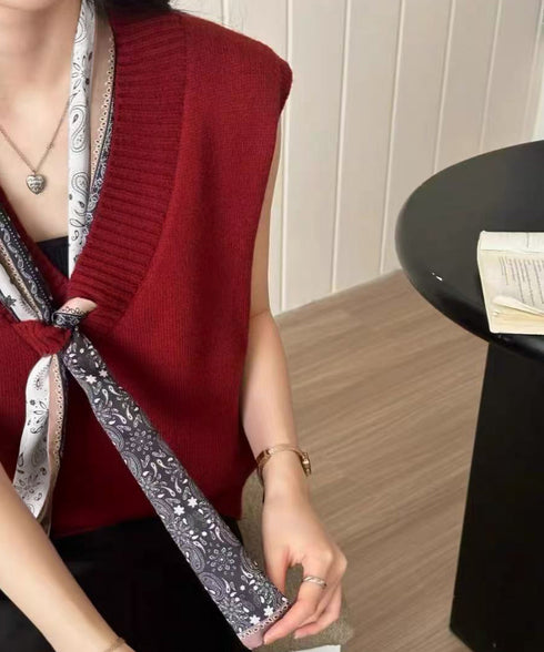 Vネックニットベストスカーフ付き 韓国風 レディース ノースリーブニットトップス 大人カジュアル 着やせニットジレ 春秋冬 きれいめ プルオーバー ニットチョッキ 92KN-002