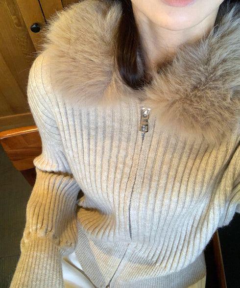 ファー襟ニットカーディガン ダブルジップ レディース おしゃれ エコファー襟リブニットトップス 首元あったかニットセーター カジュアル ジップアップニットアウター 92KNFS-001