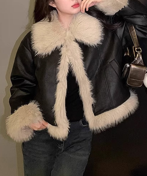 ショートフェイクムートンジャケット韓国風 レディース ボリュームファー 中綿ジャケット高見え 暖かいスエードブルゾン秋冬 こなれ感 あったかショートアウターお洒落 92MEIERS-002