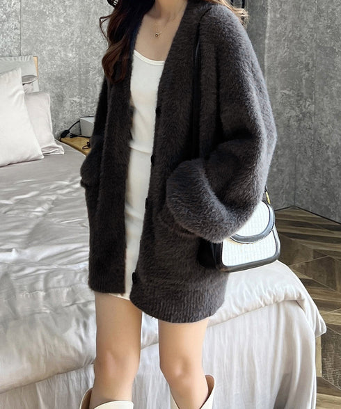 シャギーニットカーディガンVネック秋冬服 ふわふわフェザーニットカーディガン オーバーサイズゆるニット お尻が隠れる ロング羽織り体型カバー 抜け感ライトアウター 92MRJFS-003